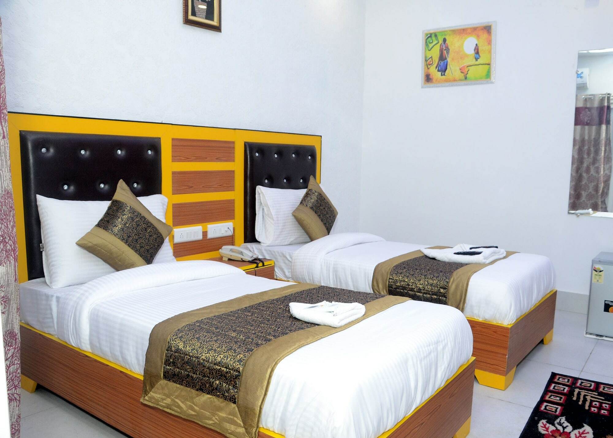 Capital O 13310 Noida Suites Exterior foto